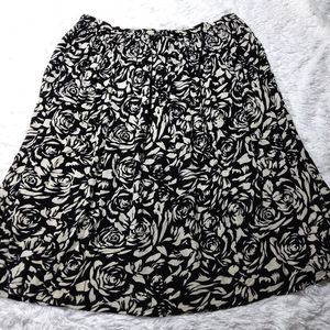 COPY - Orvis Black and Cream Rose Skirt
